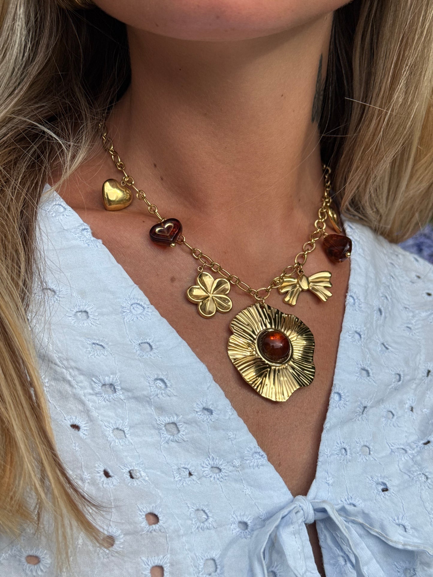 Collier charms
