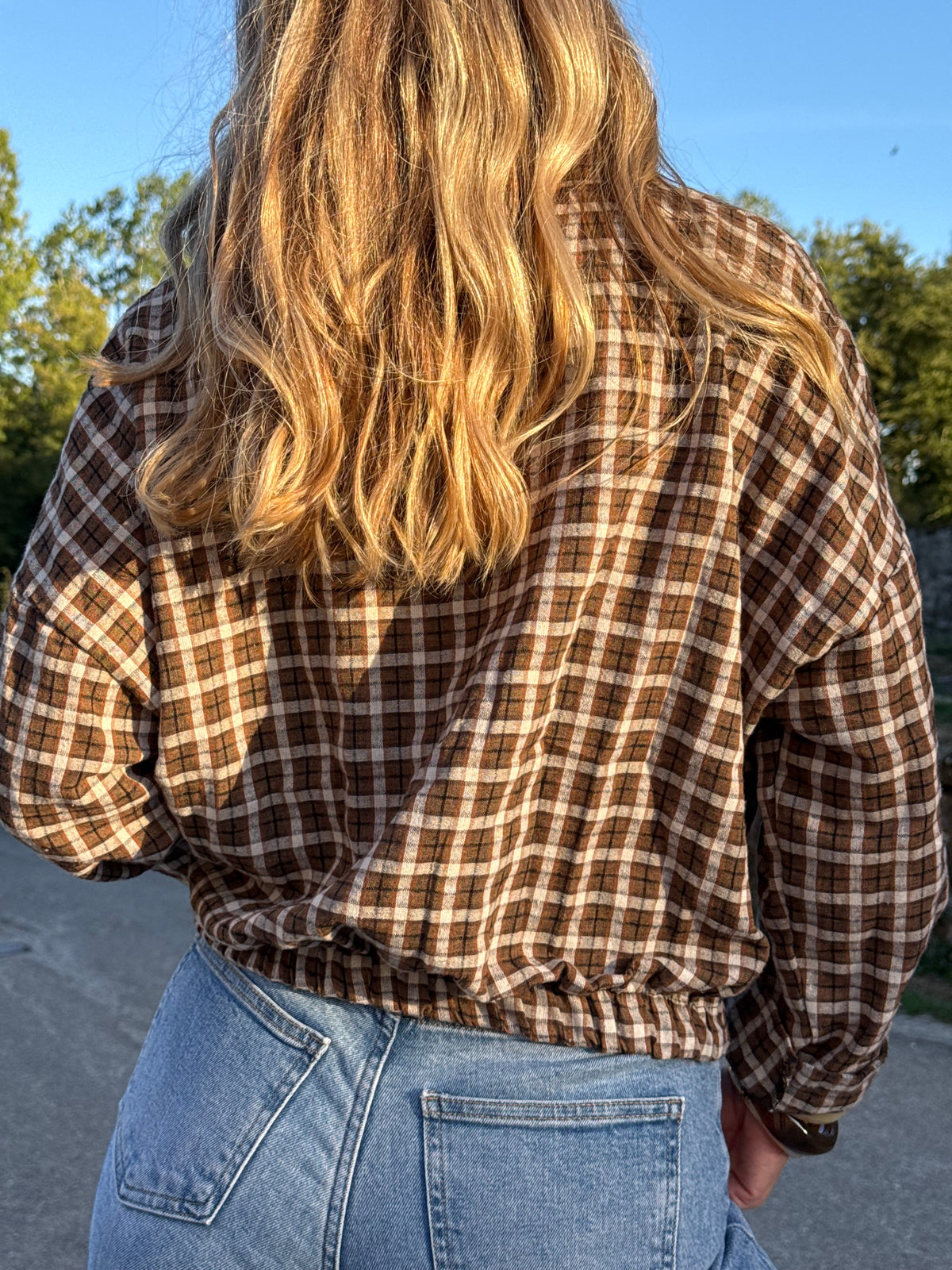 Chemise à carreaux marron