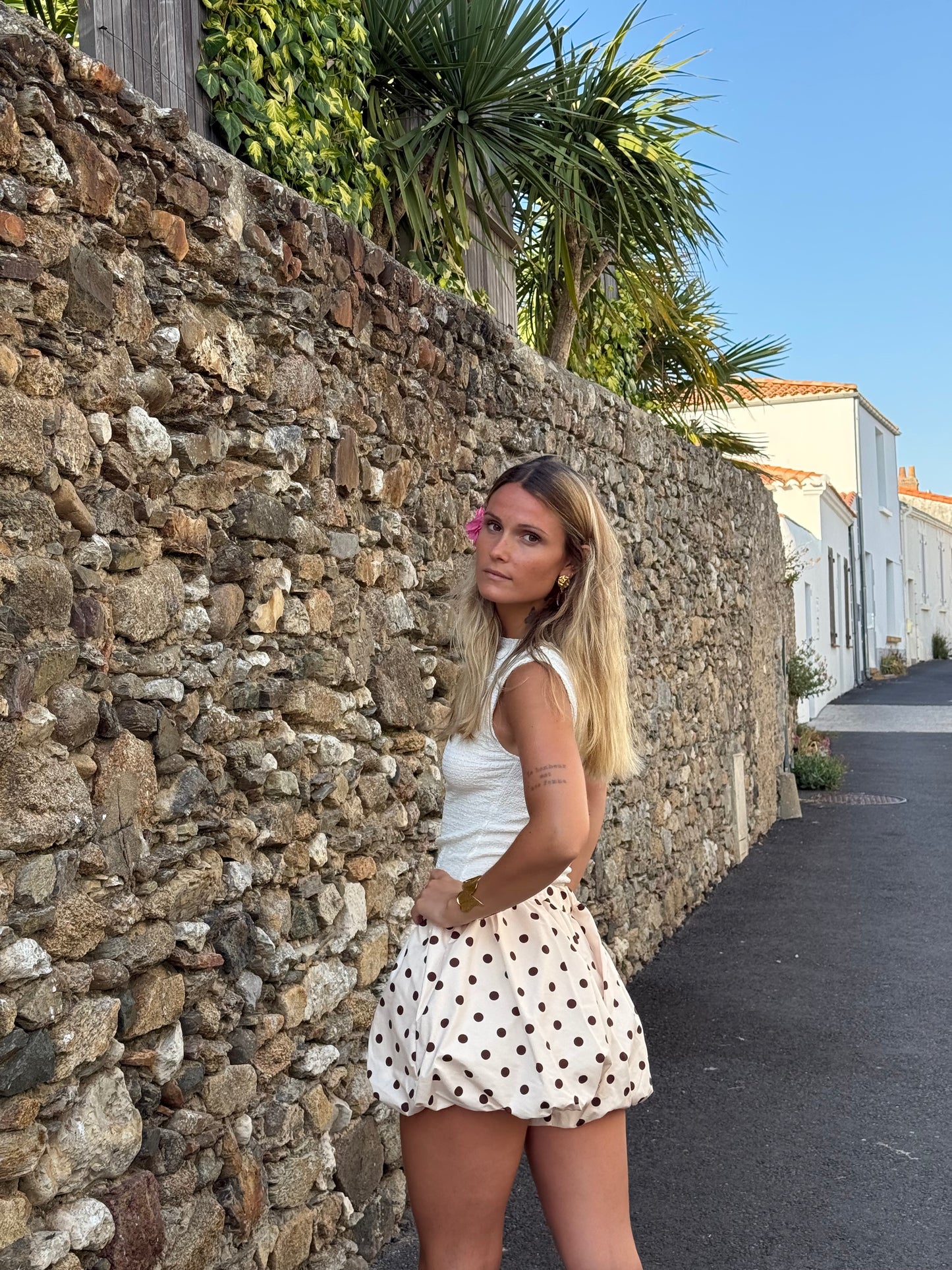 Short à pois beige