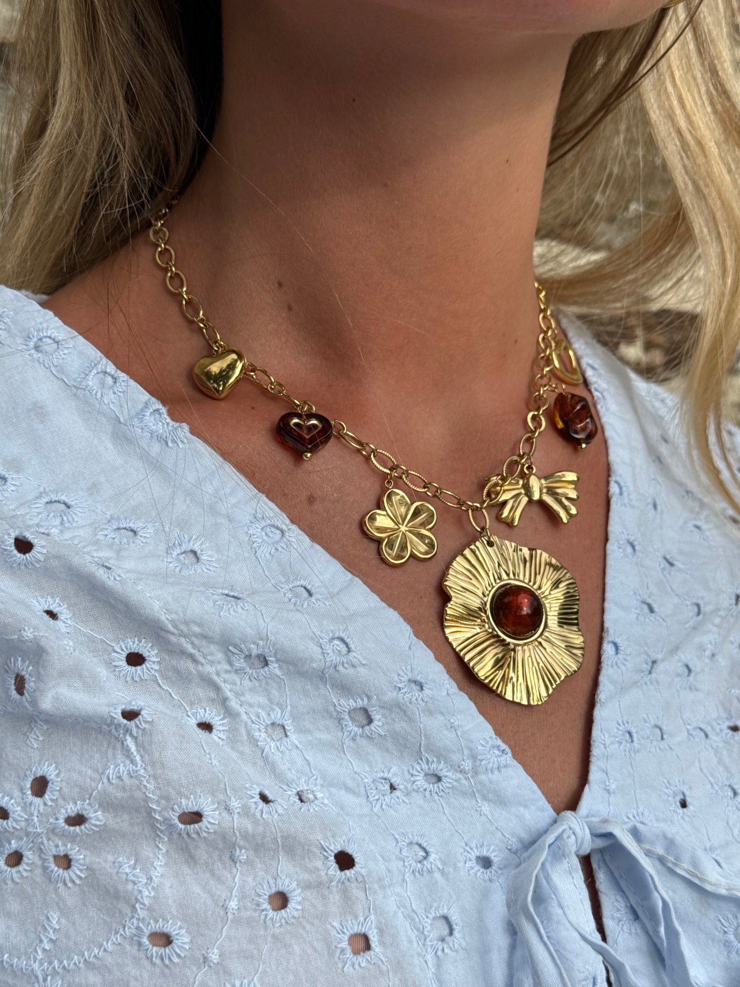 Collier charms