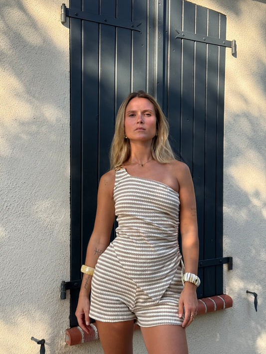 Ensemble asymétrique beige