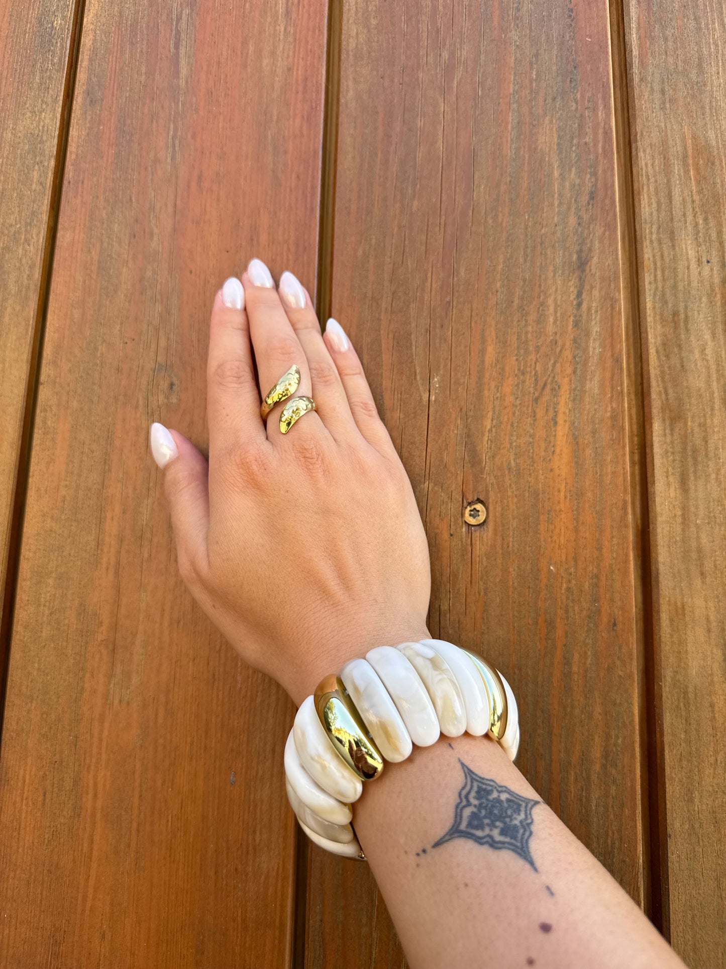 Bracelet résine crème