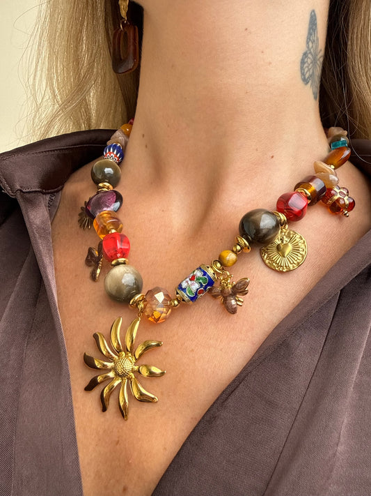 Collier breloques coloré